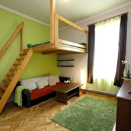 Apartment Zuzmo *