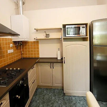 Apartment Zuzmo Eger